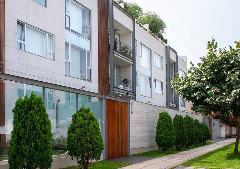 Ventanas Thermia en edificio Bau
