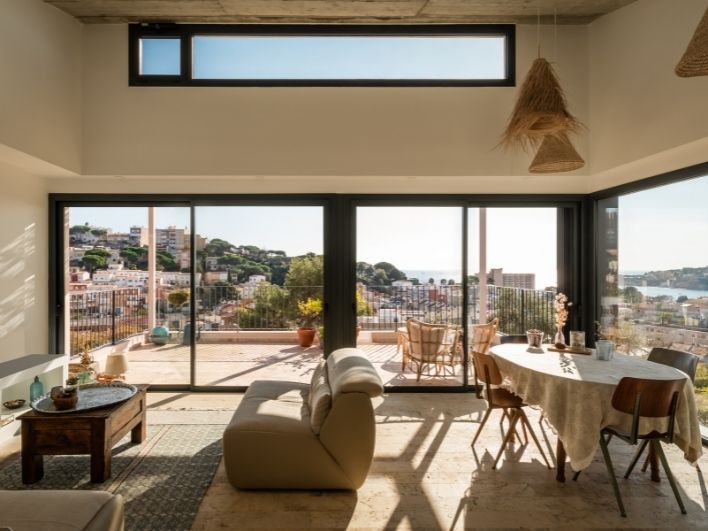 Casa la Vinya espacios diafanos con vistas privilegiadas